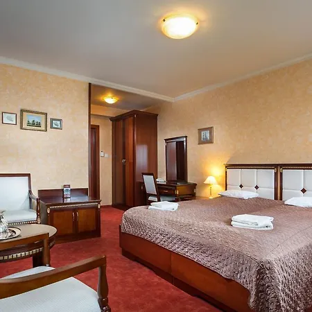 Nelson Hotel 4*